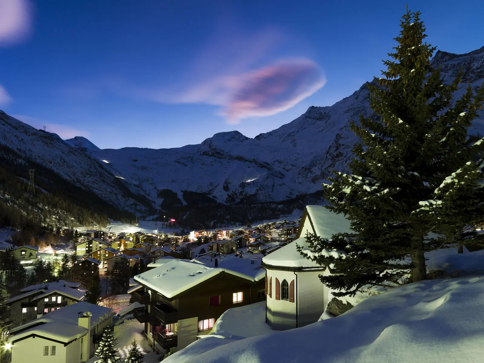 Saas-Fee by night